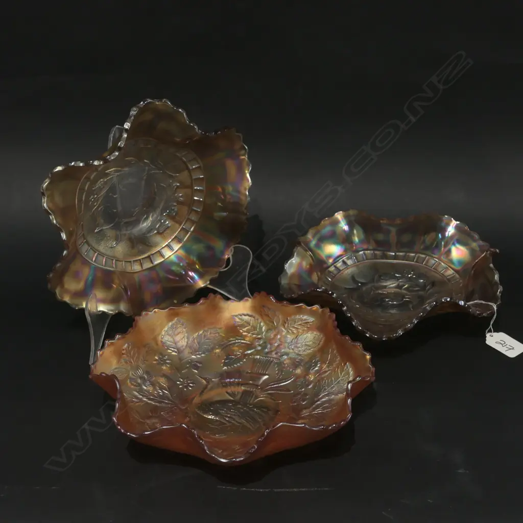 3 CARNIVAL GLASS BOWLS D 230 MM Image 1++