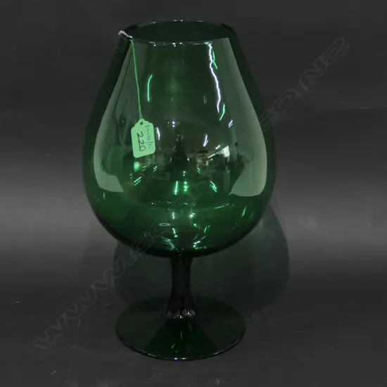 LARGE GREEN GLASS BRANDY BALLOON H 310 MM