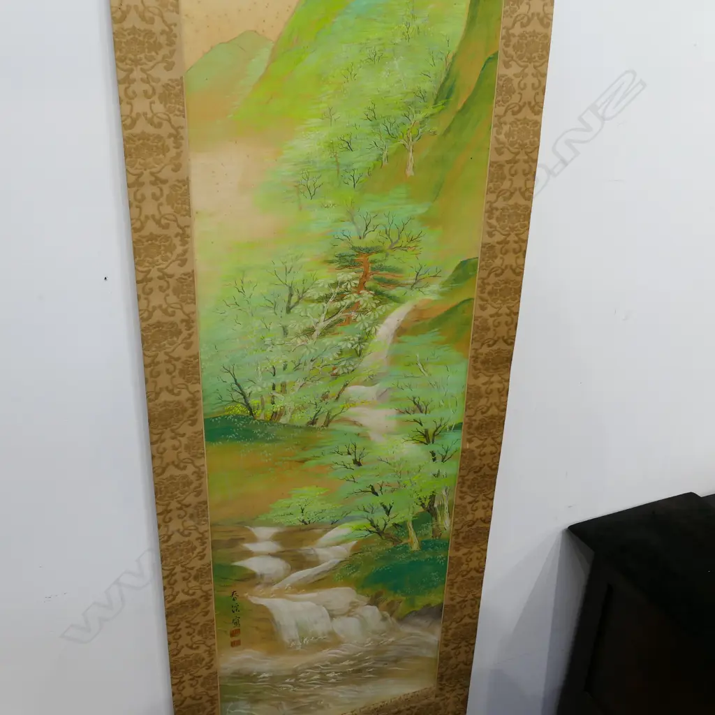 2 OLD JAPANESE SCROLLS BOXED Image 1++