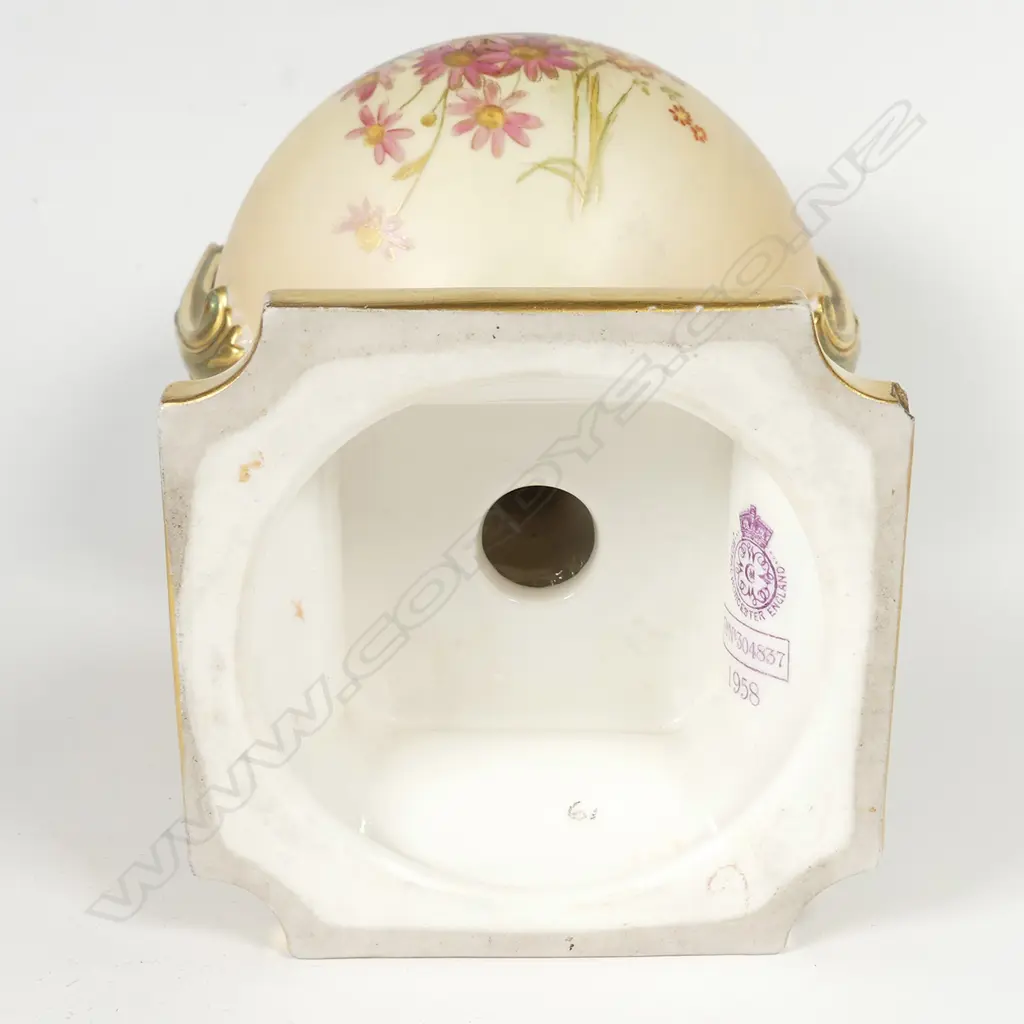 R. WORCESTER FLORAL TWO HANDLED VASE, 1898 chip to base Image 1++