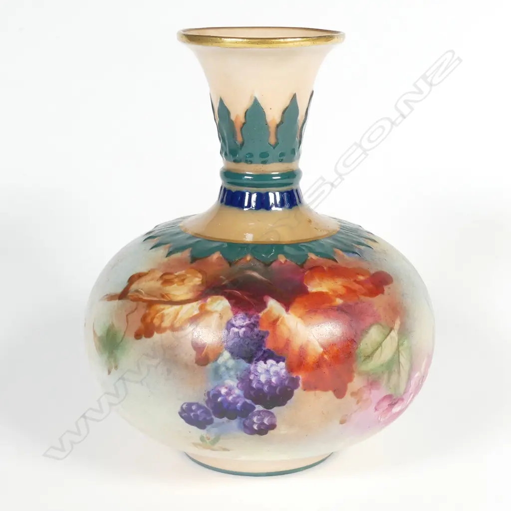 R. WORCESTER BLACKBERRY VASE, HADLEY, 1908 Professional Restoration Image 1++