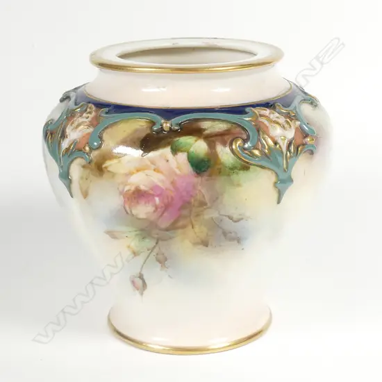 R. WORCESTER ROSES VASE, HADLEY (9CM)