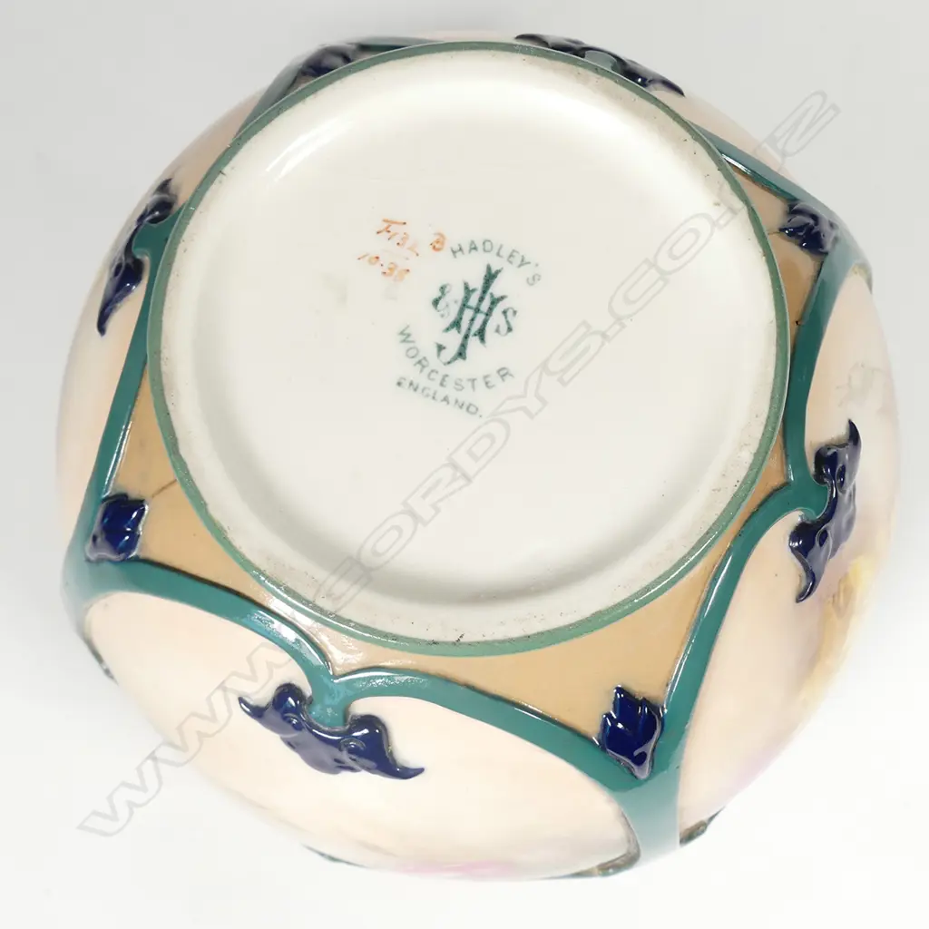 R. WORCESTER TABLE JARDINIERE ROSES HADLEY SHAPE 140 X 110mm Professional Restoration Image 1++