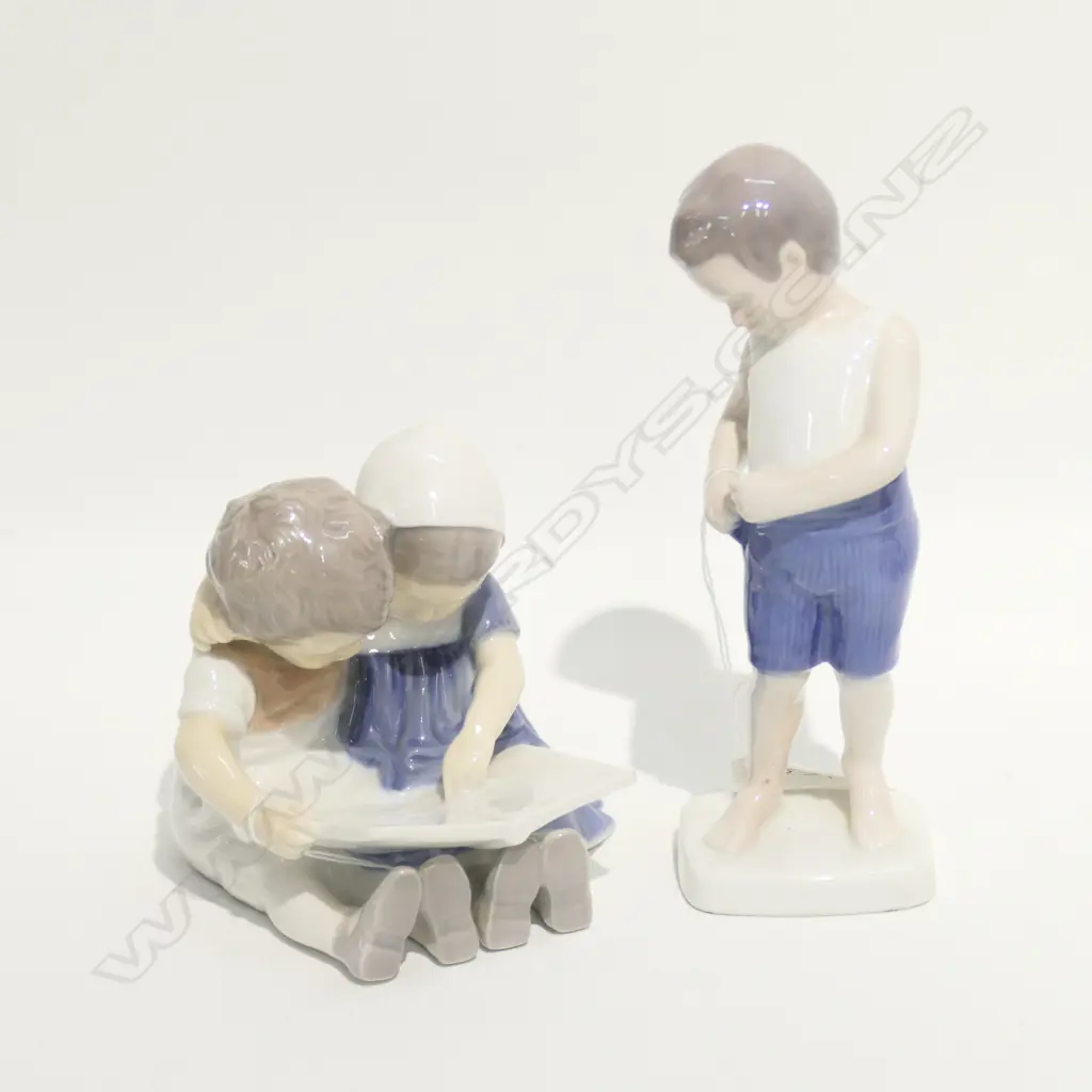 PR OF DANISH PORCELAIN FIGURES H. 15MM Image 1++