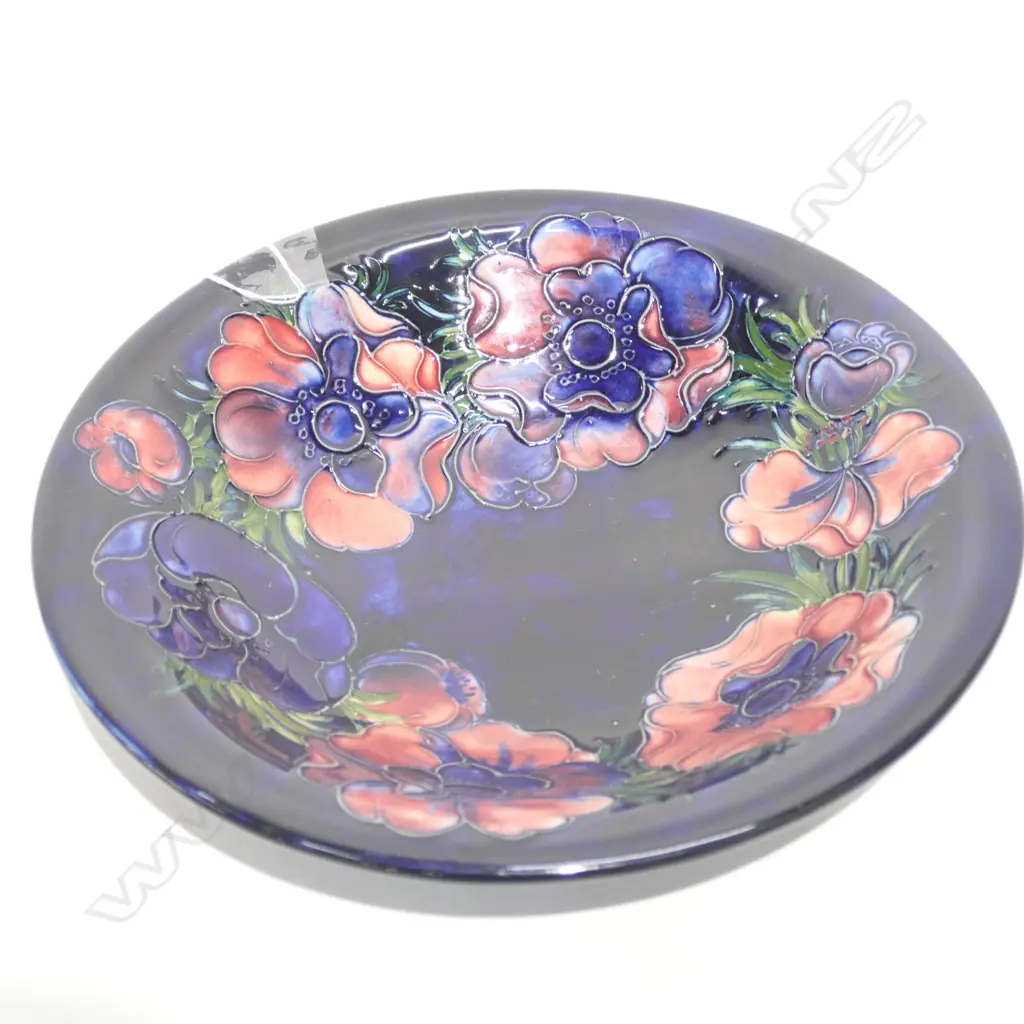 WALTER MOORCROFT ANEMONE BOWL. DIA. 245mm Image 1++