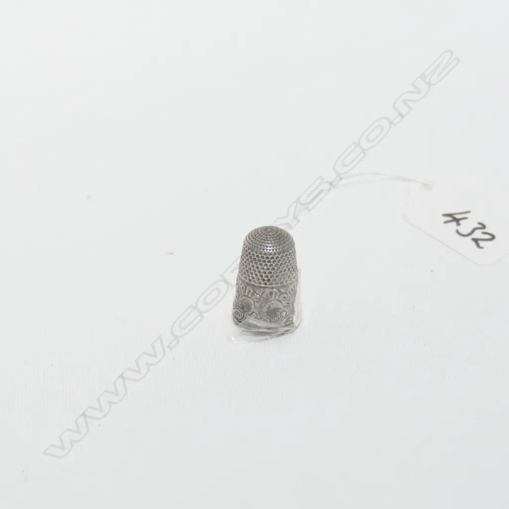 STG SILVER THIMBLE Image 1++