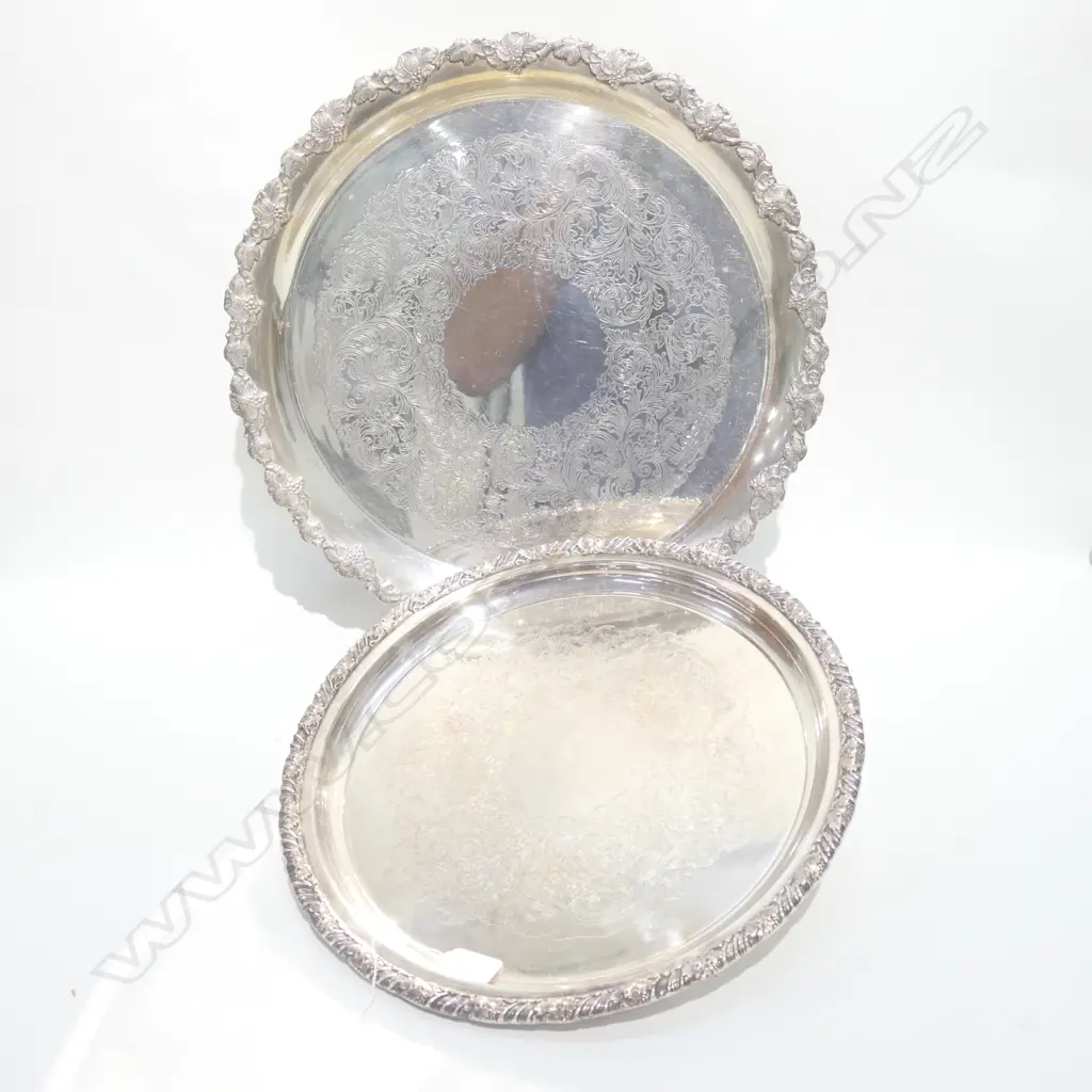 2 QUALITY HECKWORTH SILVER PLATE BANQUET SALVERS Image 1++