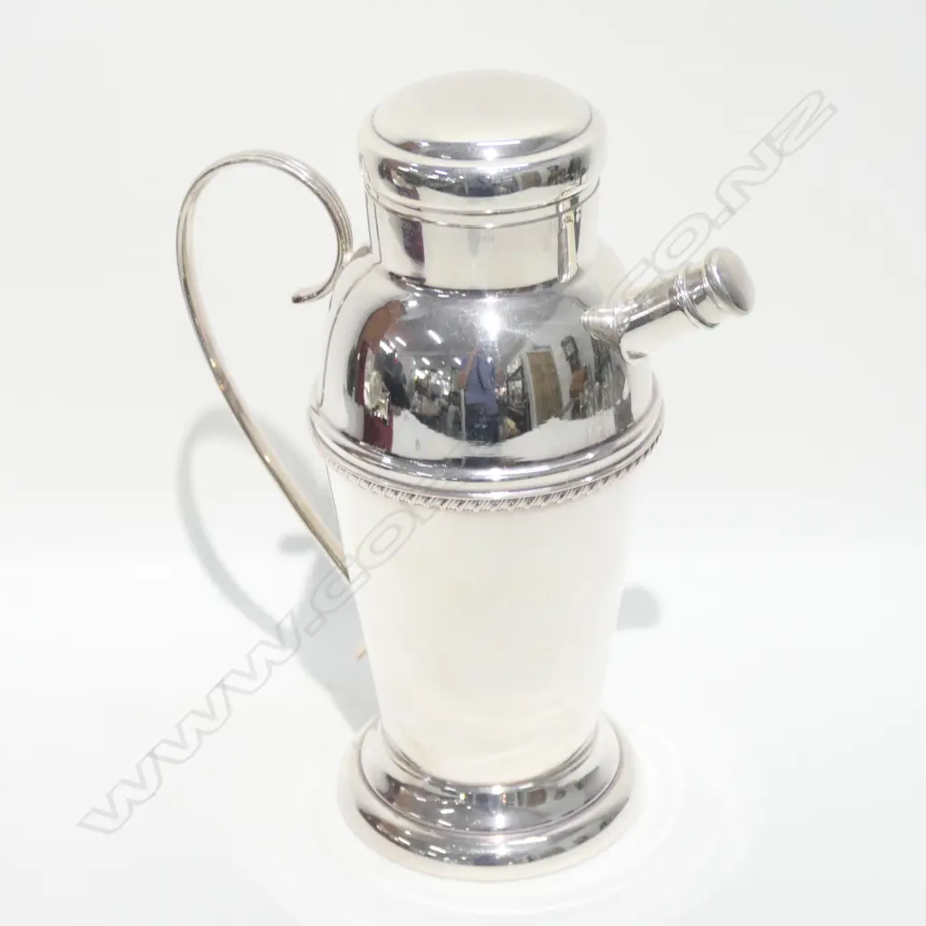 'SHEFFIELD' SILVER PLATE COCKTAIL SHAKER/JUG Image 1++