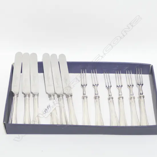 STG SILVER HANDLED 12 KNIVES +FORKS J DIXON SHEF 1927