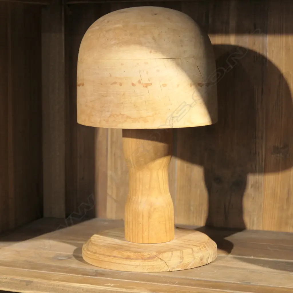 VINTAGE WOODEN MILLINERS HAT BLOCK  Image 1++