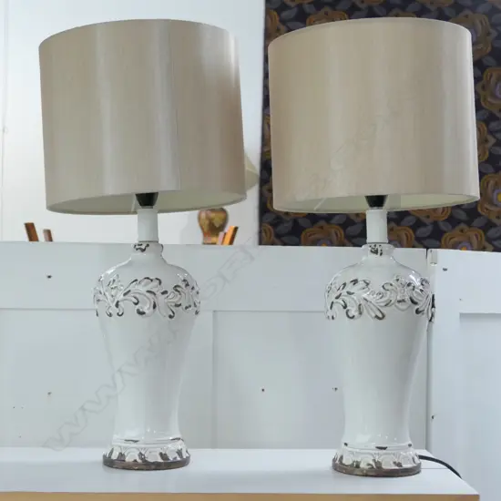 PAIR OF CERAMIC FRENCH COUNTRY STYLE LAMPS 400MM H TO SHADE