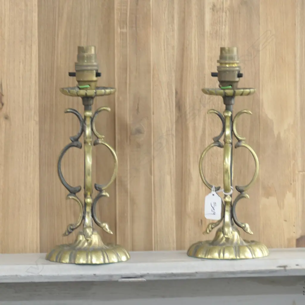 PAIR VINTAGE BRONZE FRENCH STYLE LAMPS 280MM H TO SHADE (NO SHADES) Image 1++