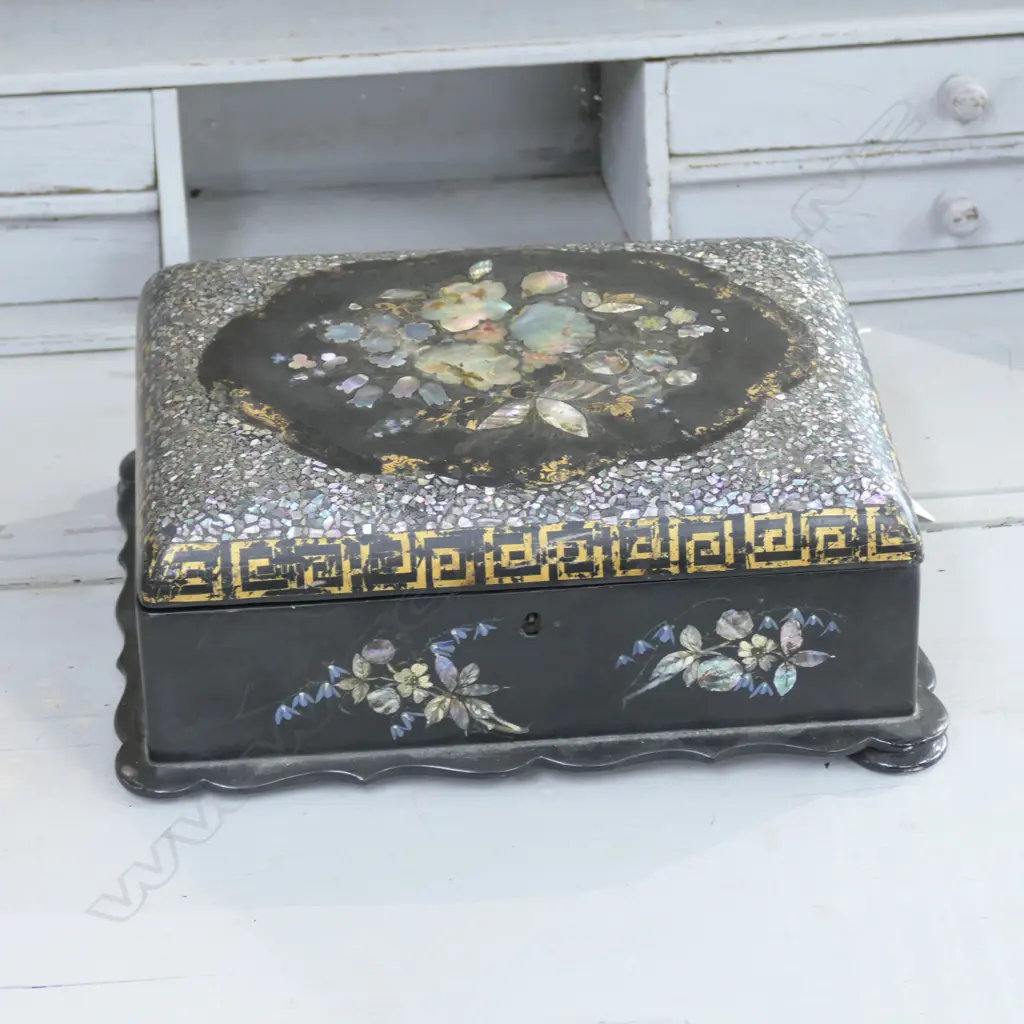 MOTHER OF PEARL VELVET LINED BOX 330MM W 120MM H Image 1++