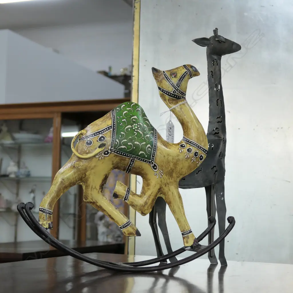 ROCKING CAMEL AND TEALIGHT GIRAFFE 400MM H Image 1++