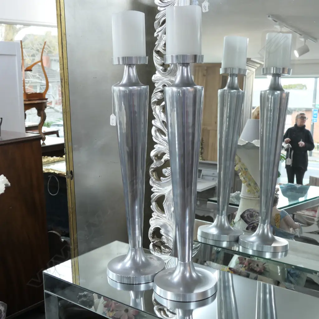 PR OF SILVER CANDLESTICKS W CANDLE BATTERY Image 1++