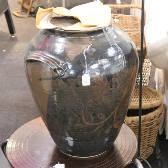 LARGE LIDDED CERAMIC POT H 500 MM