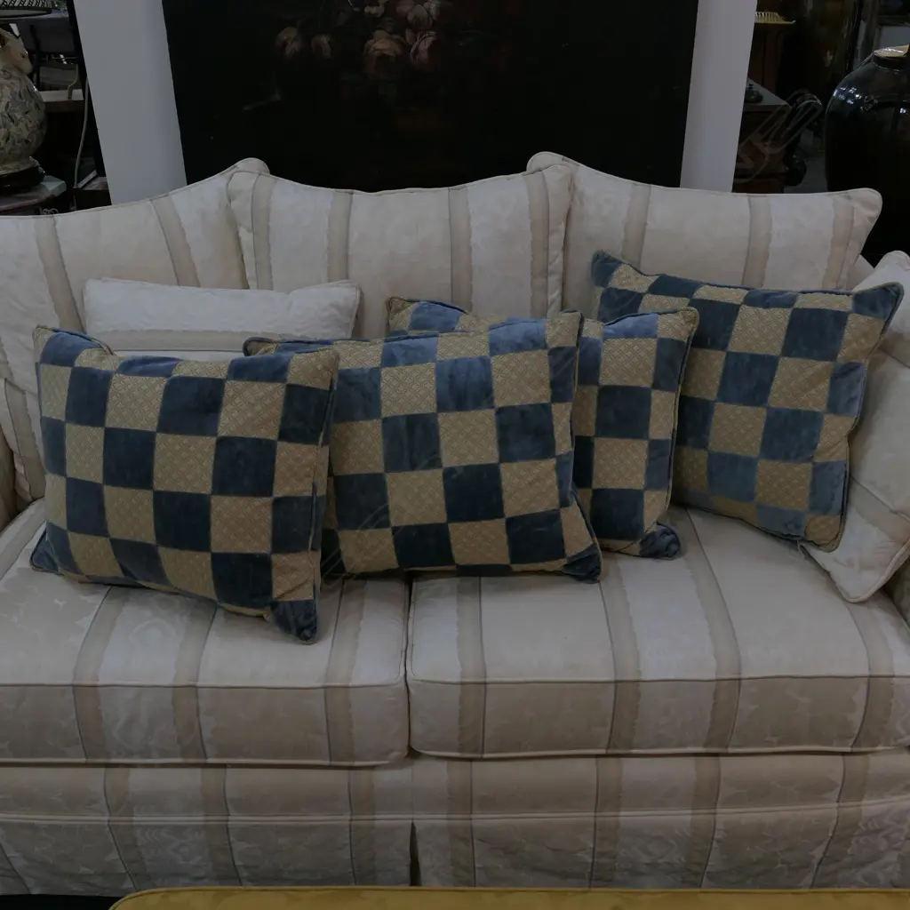 FOUR VELVET AND BROCADE CUSHIONS Image 1++