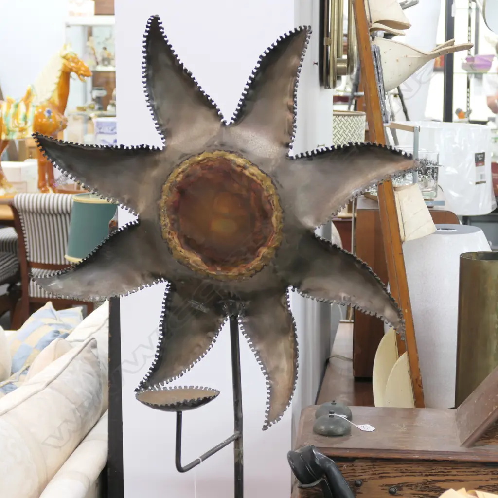 TALL METAL SUN CANDLE STAND 1700MM H Image 1++