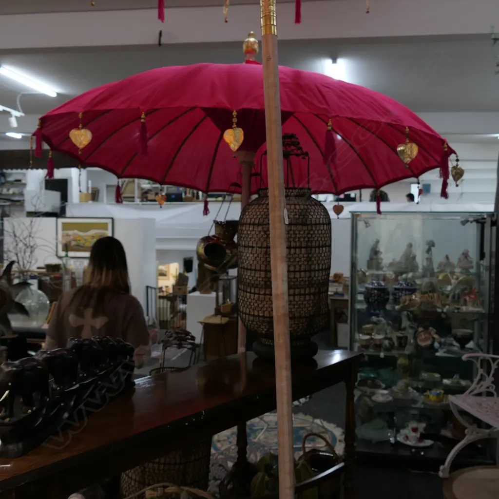 INDIAN STYLE PINK COTTON SUN UMBRELLA WITH GOLD HEART TRIM 2.7M H  Image 1++