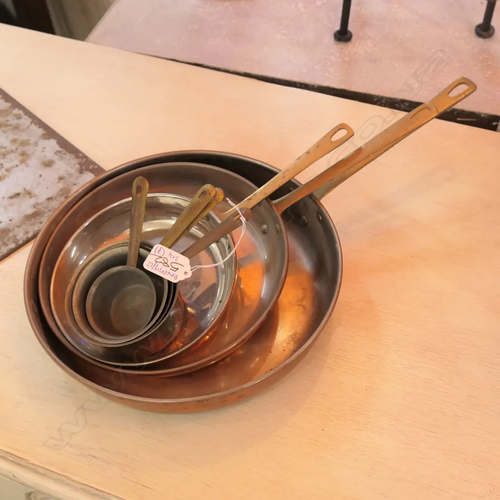 7 COPPER PANS; 4 TARGUS PORTUGAL SMALL POTS, 3 SS MOFFETT COPPERWARE PANS Image 1++