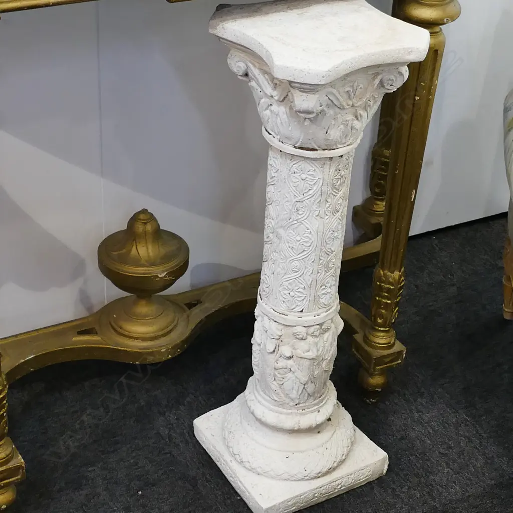 PR OF RELIEF MOULDED COLUMNS H  740 MM Image 1++