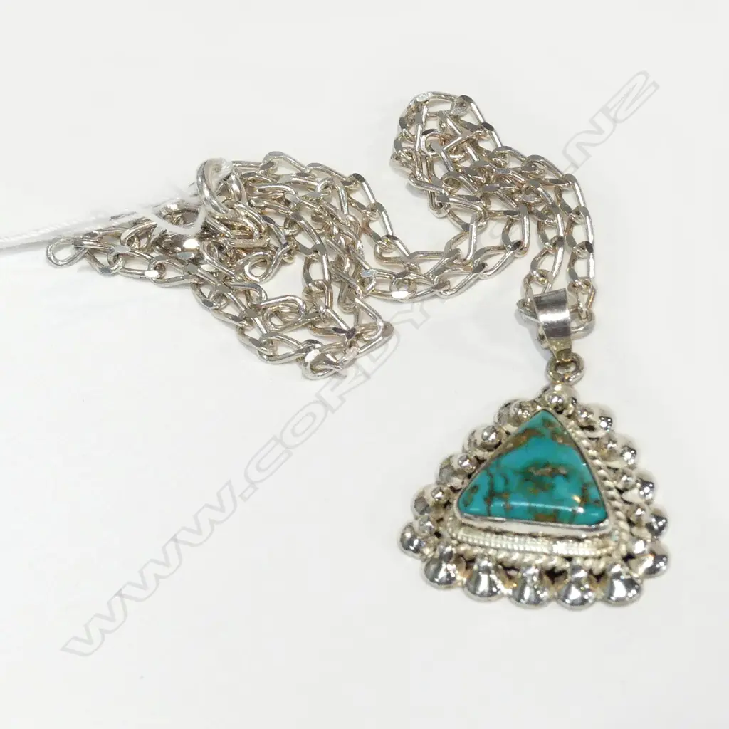 SILVER & TURQUOISE PENDANT AND CHAIN Image 1++