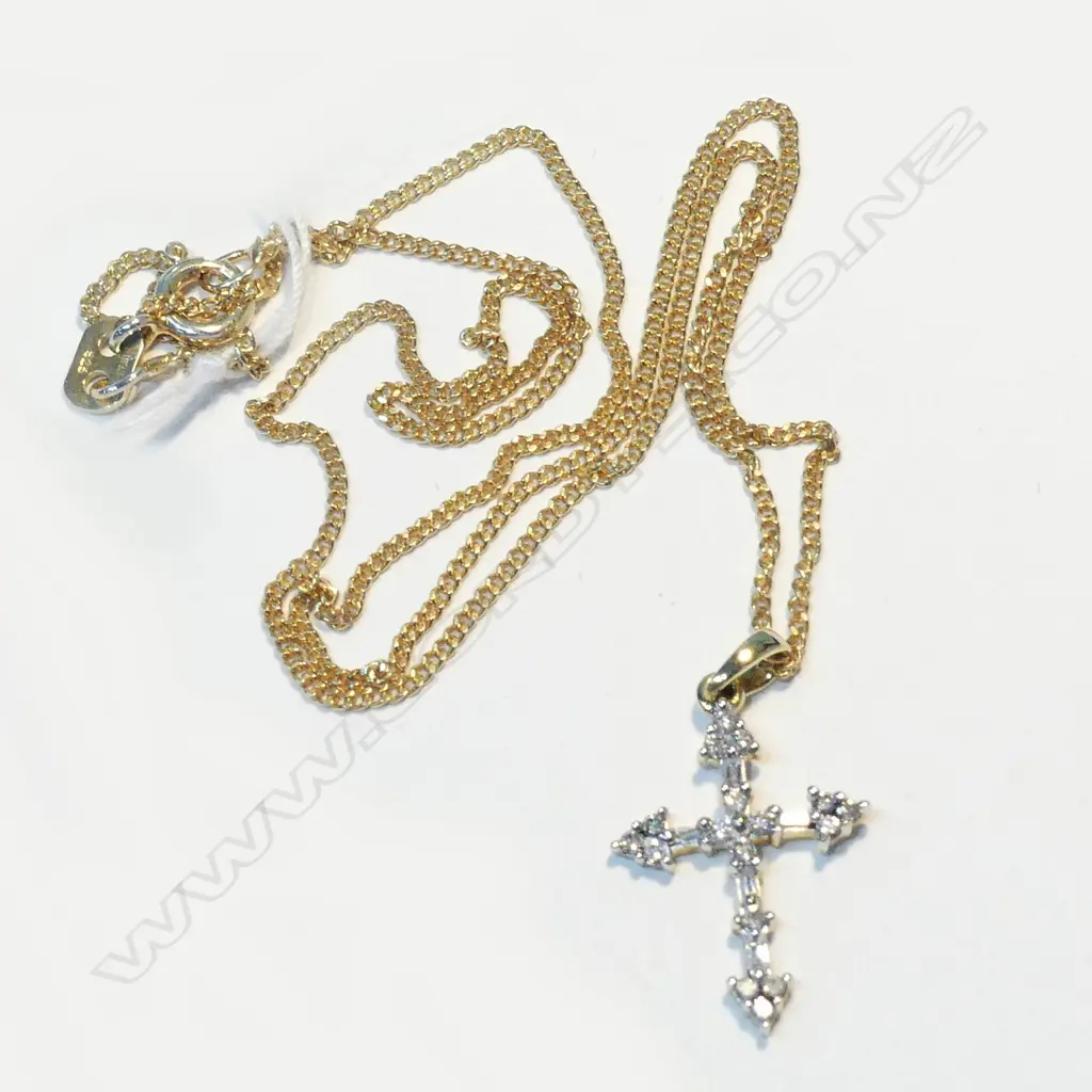10CT GOLD & DIAMOND CROSS 9CT GOLD PLATED CHAIN Image 1++