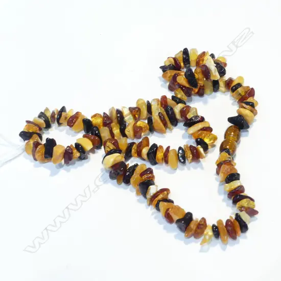 BALTIC AMBER NECKLACE