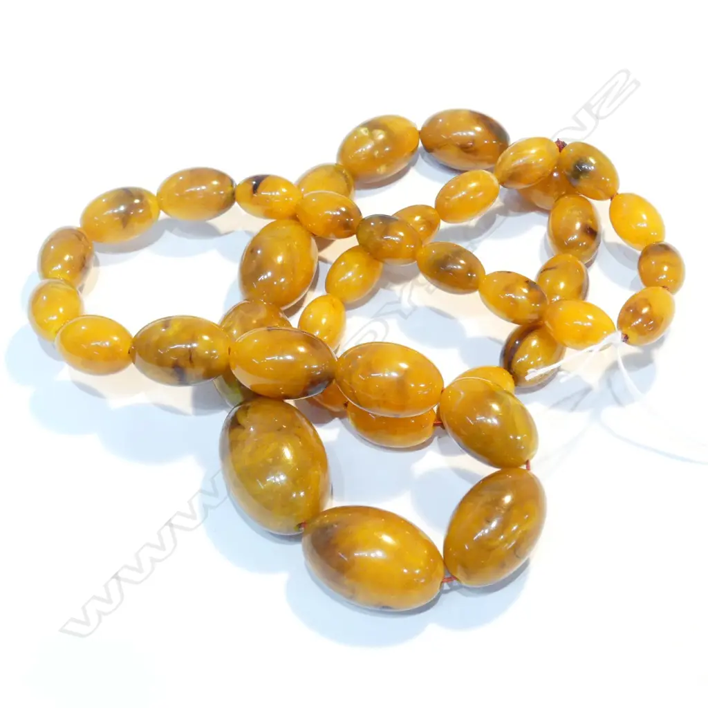 AMBER COLOURED BEAD NECKLACE - GRADUATED Image 1++