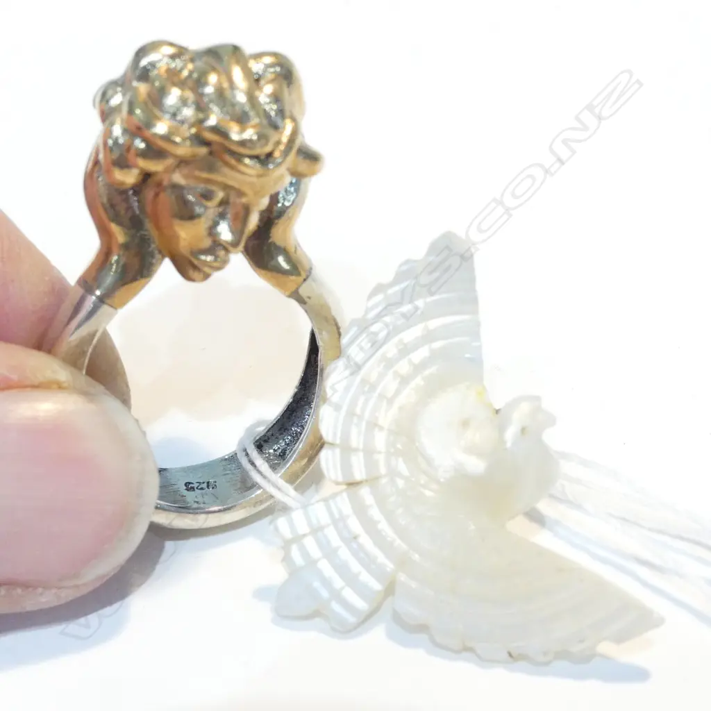 SILVER DESIGNER RING + PR MOP BIRD EARRINGS Image 1++
