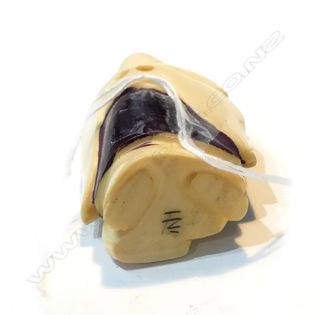 JAPANESE CARVED IVORY NETSUKE  Image 1++