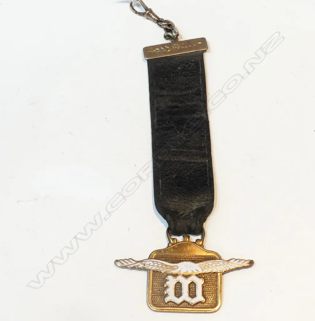 EARLY WOLESLEY (CAR OWNERS) LEATHER, GILT & ENAMEL FOB Image 1++