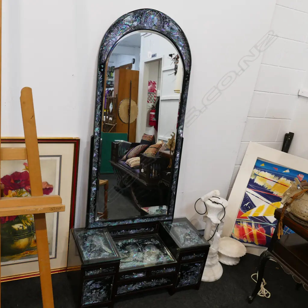 ORIENTAL MOP INLAY DRESSING TABLE WITH MIRROR H 1700MM W 830MM Image 1++