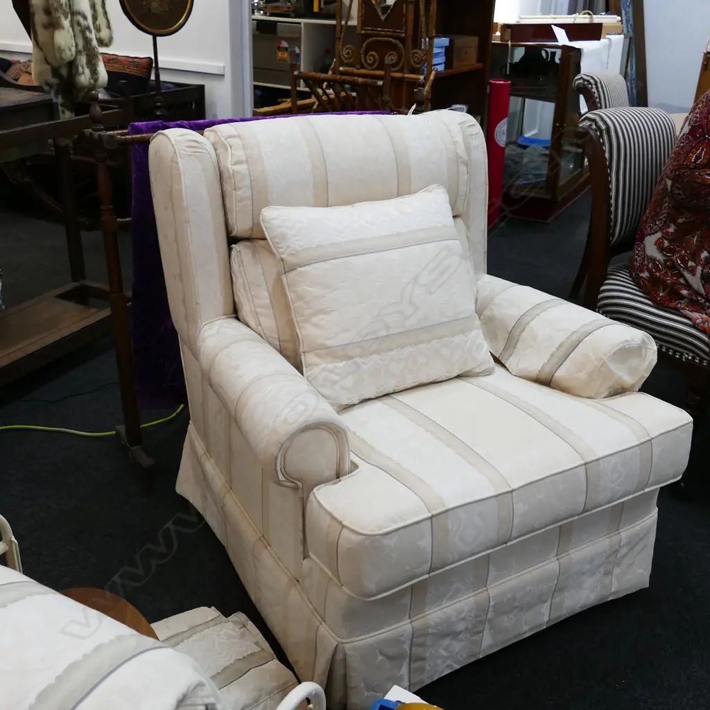 MORAN WING BACK ARM CHAIR Image 1++