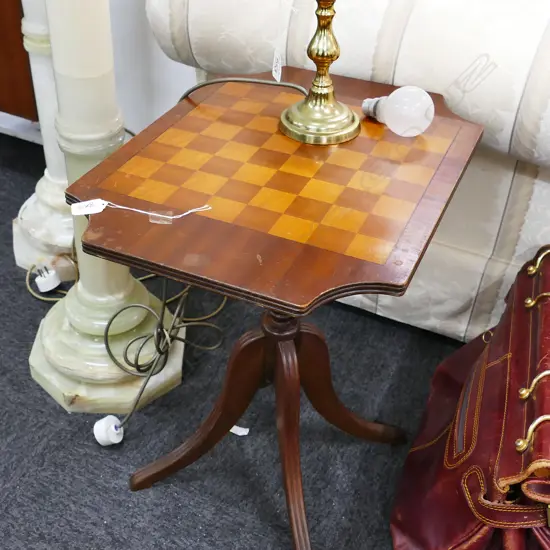 MID 20THC TRIPOD GAMES TABLE - FOLDING TOP