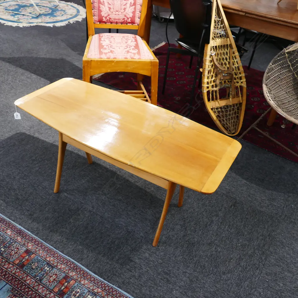 RIMU COFFEE TABLE Image 1++