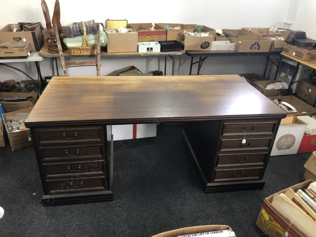MAHOGANY TWIN PEDESTAL DESK  Image 1++