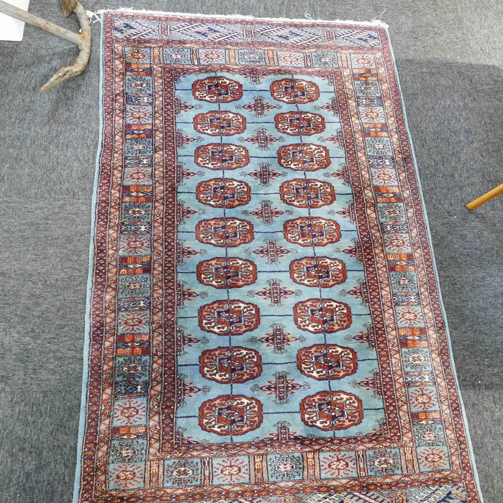 SMALL PERSIAN RUG  Image 1++