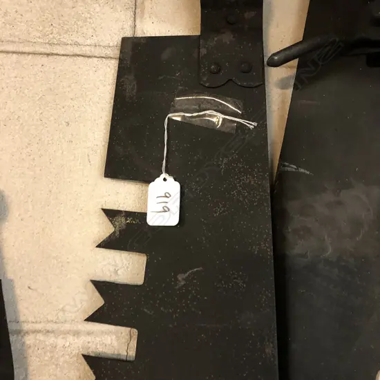 2 MAN M-TOOTH (SQUARE BACK) CROSSCUT SAW