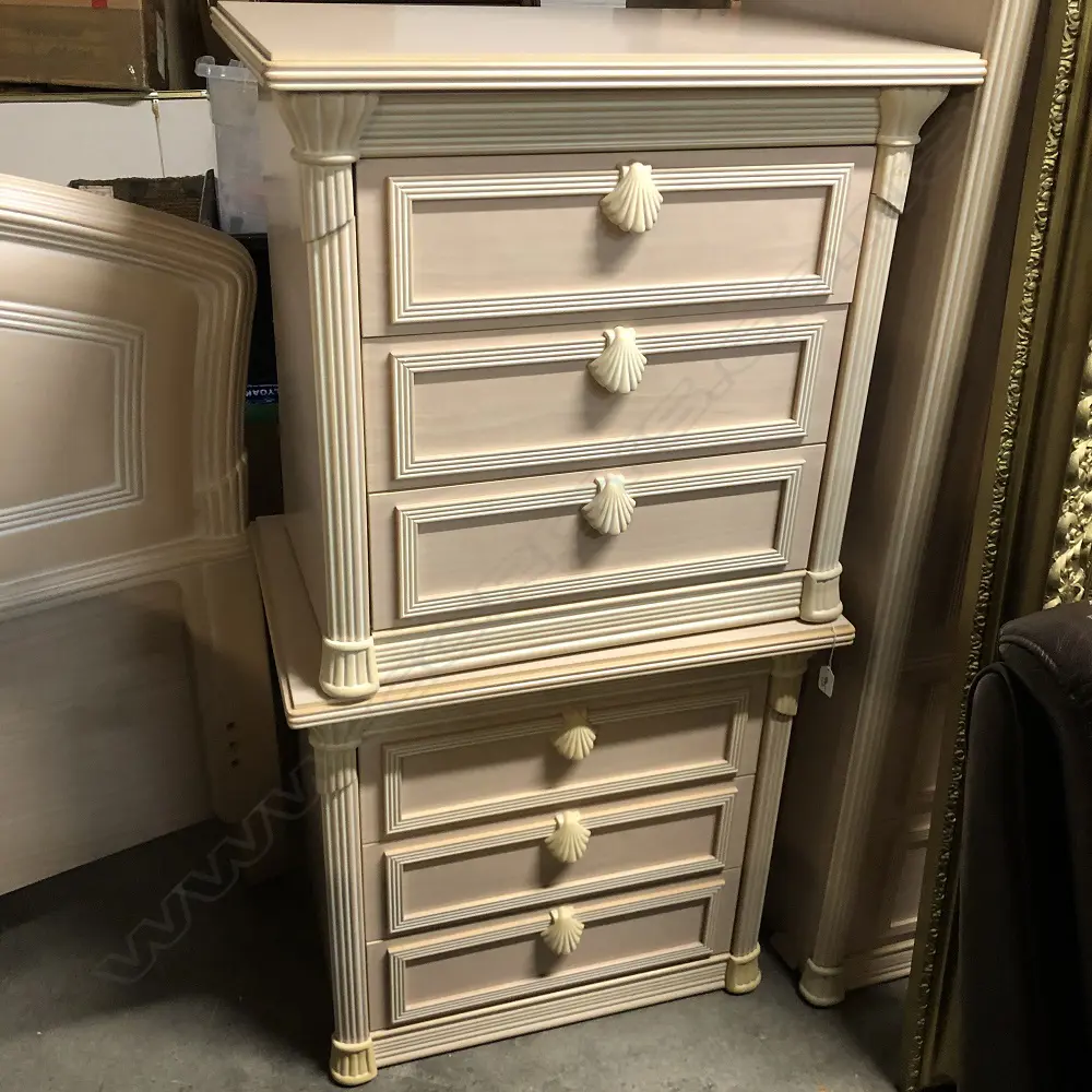 PR OF ITALIAN BED SIDE CABINETS Image 1++