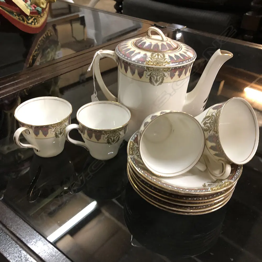 4 PC FENTON COFFEE SERVICE Image 1++