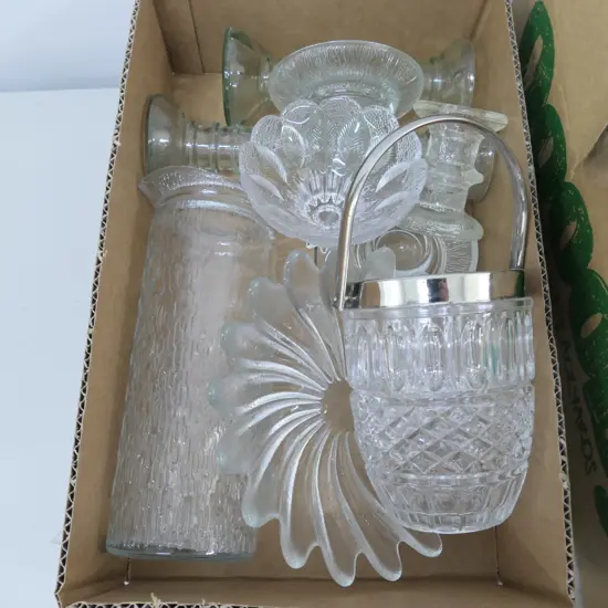 BOX LOT ASST. RETRO ART GLASS AND ICE BUCKET