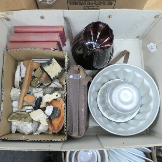 BOX LOT CERAMIC PIECES, JELLY MOULDS ETC