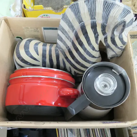 BOX LOT VINTAGE COOKWARE, ZEBRA