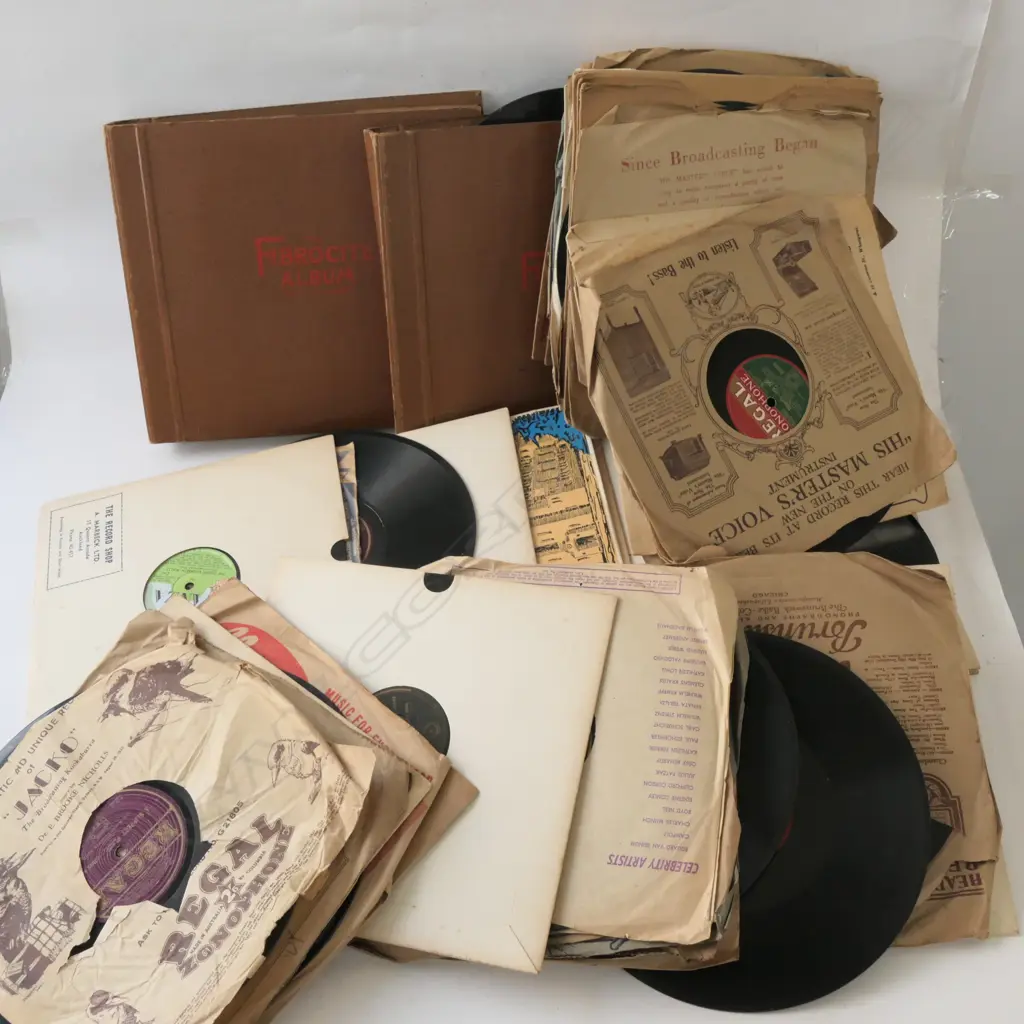 ASSORT. BOX OF RECORDS  Image 1++