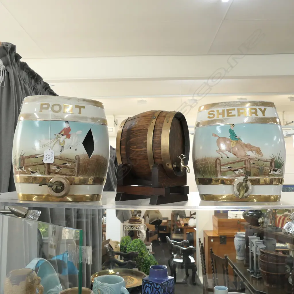 19THC POT AND SHERRY BARRELS +SMALL WOODEN KEG H270 MM Image 1++