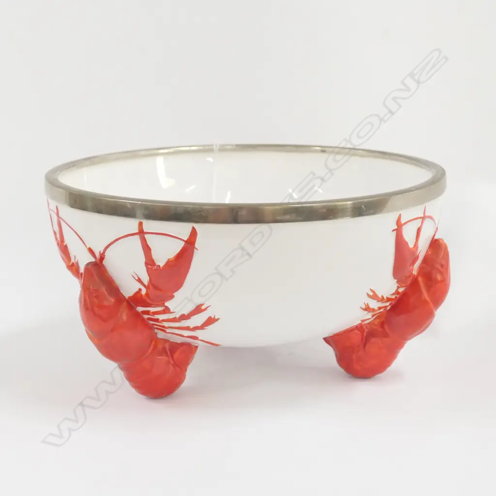 VILLEROY AND BOCH CRAYFISH FOOTED BOWL (EARLY BACKSTAMP) Image 1++