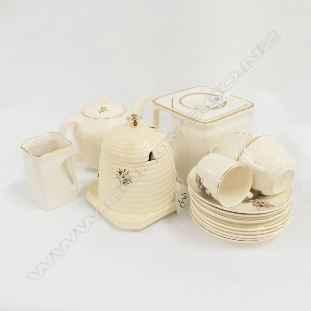BESWICK CHILDS TEA SET/DEVON CUNARD/ + HONEY POT Image 1++