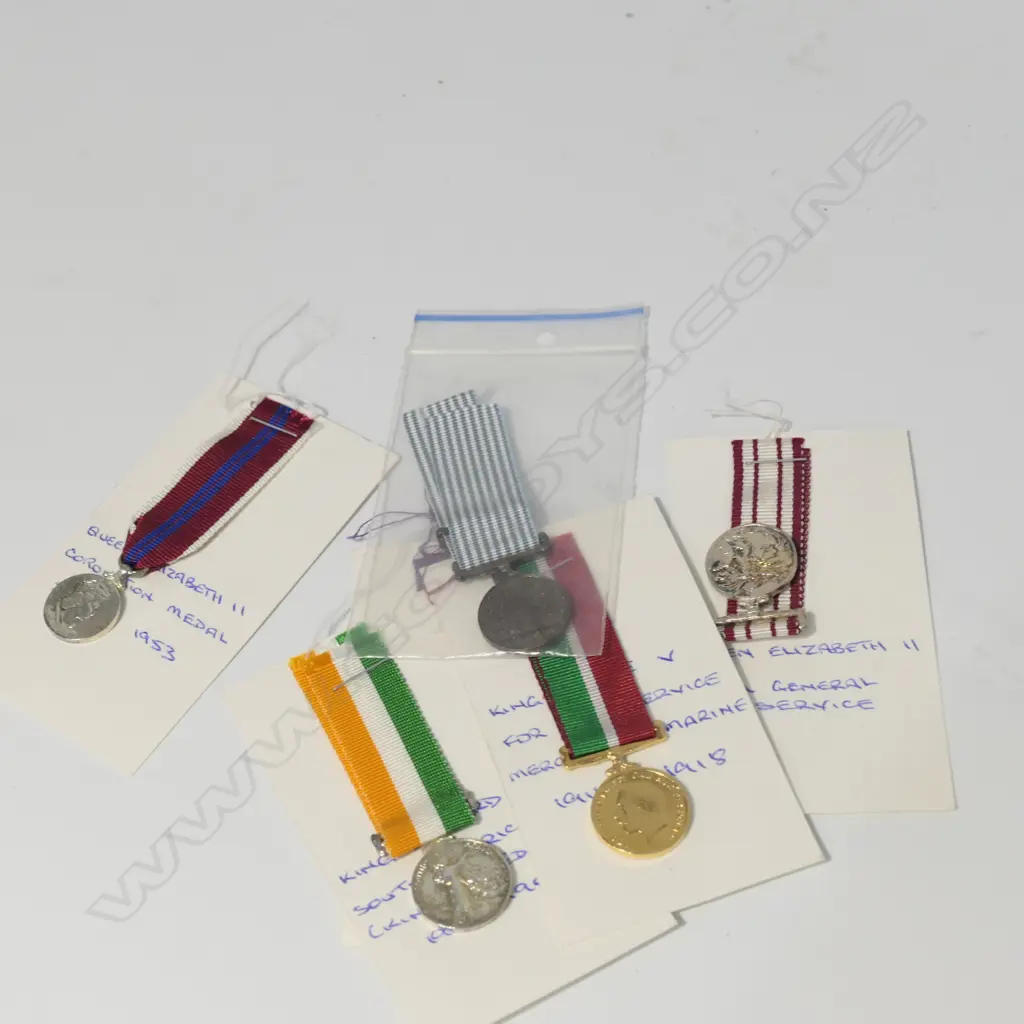 7 BRITISH MINIATURE MEDALS  Image 1++