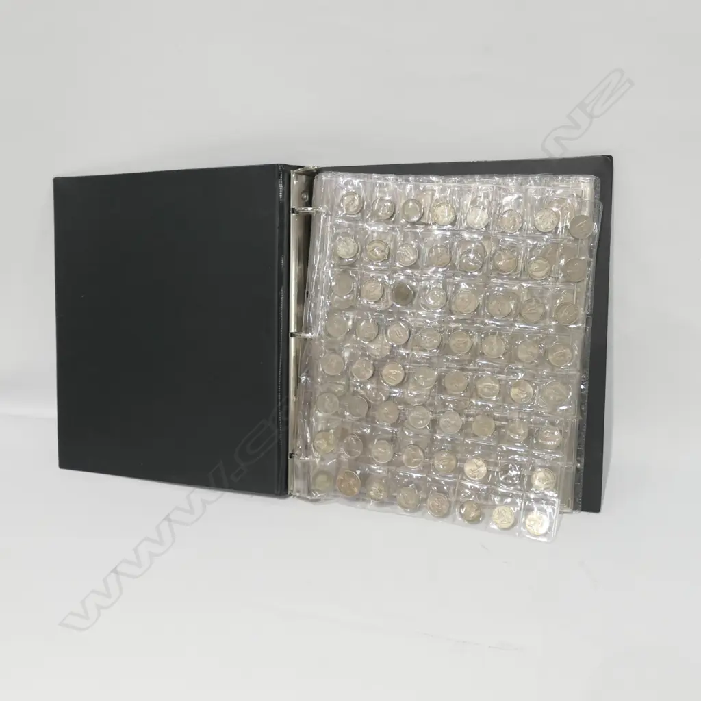 ALBUM AND THREE BAGS OF NZ COINS  Image 1++